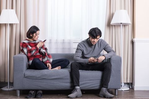 抚养权案当事人必须到庭吗