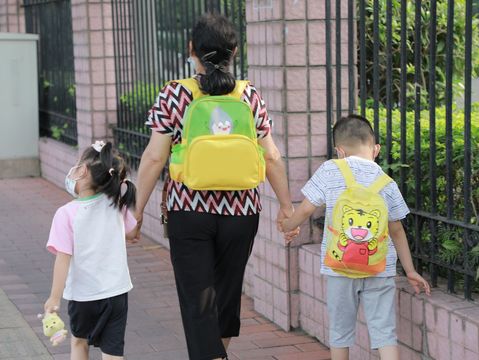 如何认定继父母子女间存在抚养关系