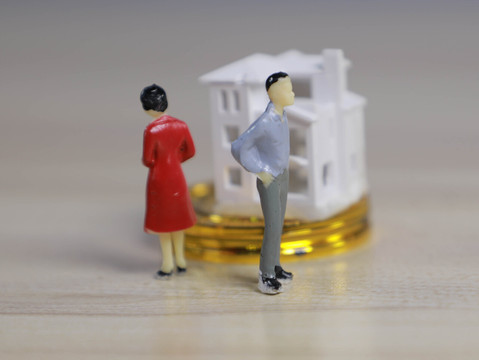 婚前丈夫买房婚后加名算共同财产吗