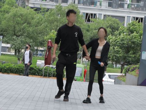 男子欲行不轨2度被女子打倒