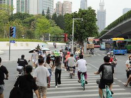 上班路上骑车摔倒公司有责任吗