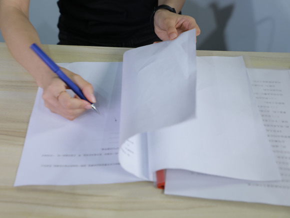 拖欠工程款报告怎么写