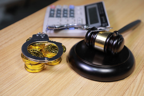 如果不交罚金不退违法所得可以减刑吗