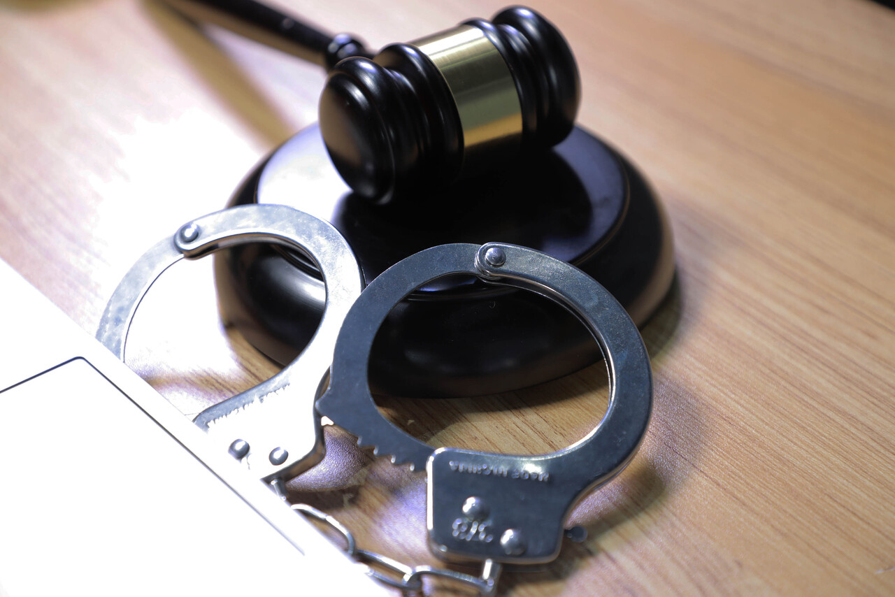 接受警察询问可以要求律师在场吗