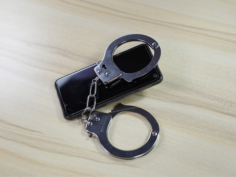 被骗买了假手机该怎么办-靠谱派