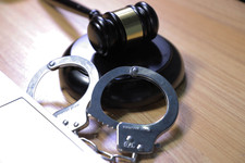 缓刑用坐牢吗，缓刑怎么执行