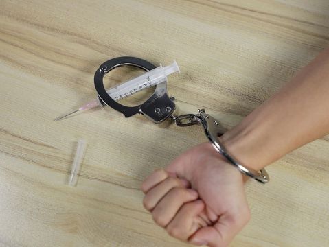 2022年最新容留他人吸毒罪量刑标准