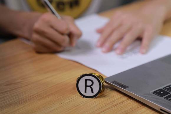 商标权质押登记手续是怎样