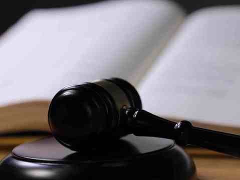 男方不管刚出生的孩子怎么办-靠谱派