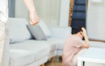 家庭暴力离婚如何处理