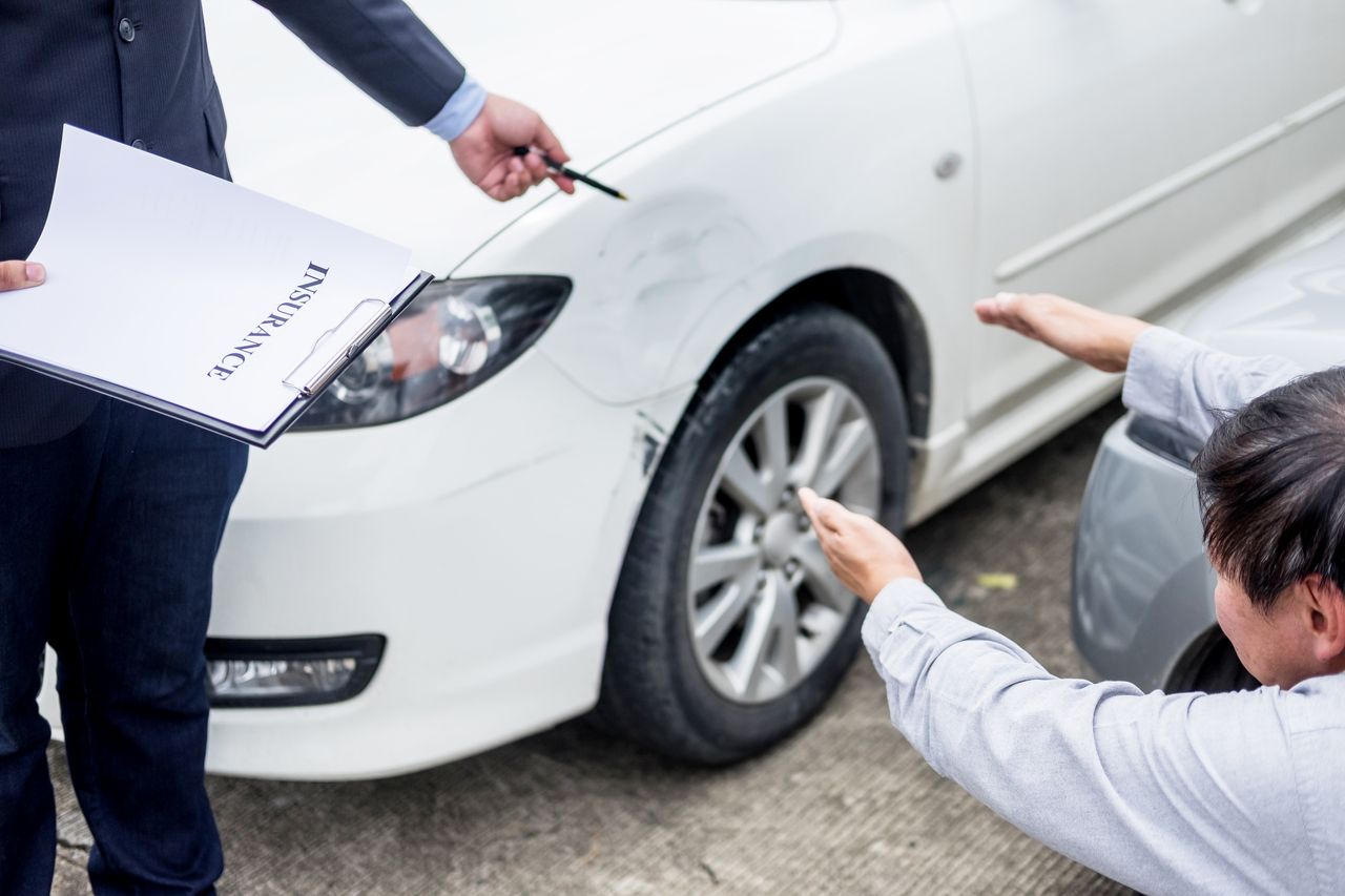 被车撞了应该怎么索赔