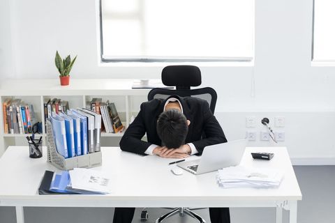 长期休病假员工还有年假吗