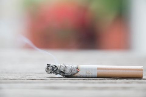 烟草专卖许可证好办吗