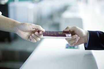护照办理费用和程序