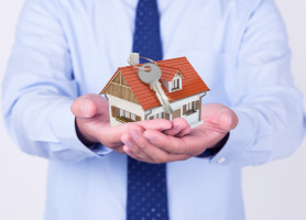 房屋承租人优先购买权的构成要件，优先购买权的行使效果