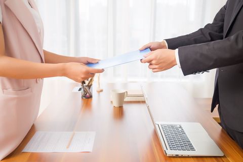 劳动合同没有试用期工资合法么-靠谱派