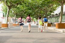 九年义务教育学校可以拒收吗