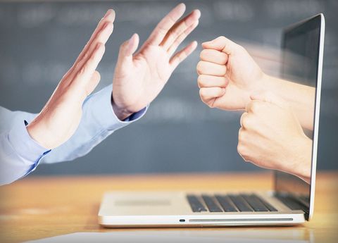在网络上被骂了怎么办
