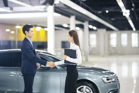 征信黑了买二手车能过户吗