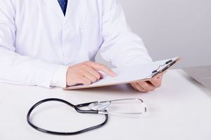 医生误诊赔偿的费用标准是什么