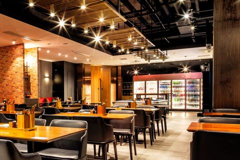 餐饮店卫生条件差,找什么人投诉-靠谱派