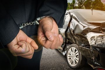 交通肇事逃逸多久就拘留？