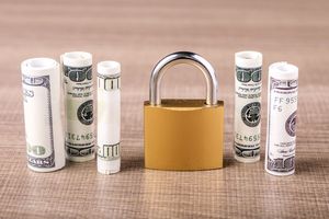 保密违约金不能超过工资多少