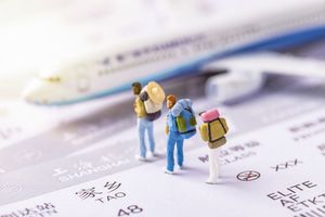 出国劳务中介不退中介费怎么办