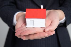 继承房产马上过户给其他人需要多少费用