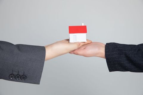 没过户的房屋算夫妻一同财产吗