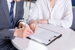 个人可以和工厂签订加工合同吗