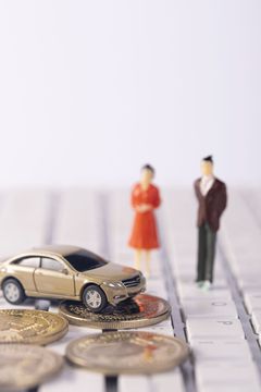 结婚以后贷款买的车离结婚以后如何分