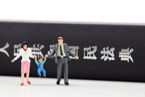 中国法律怎么样规定未成年人权益