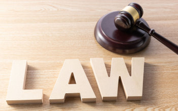 离婚诉讼时子女财产法院怎么判决