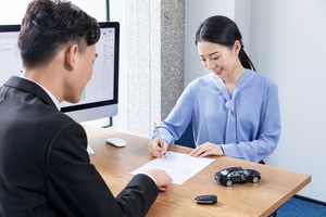 买房子通过中介需要注意什么