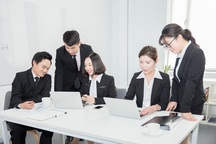 遗产继承公证要有哪些证明材料