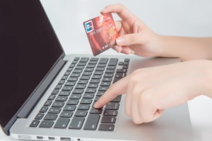 未偿还网贷是否会影响信用卡使用