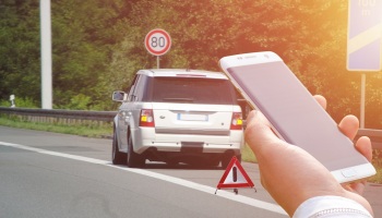 高速公路倒车事故责任划分的判定标准是什么