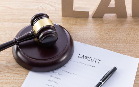 刑事案件不服二审判决