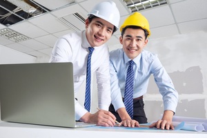应该如何处理建设施工违法施工现场违规问题