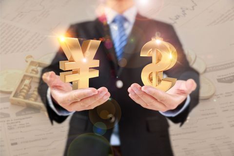 被撞收了100元4天后报警有用吗