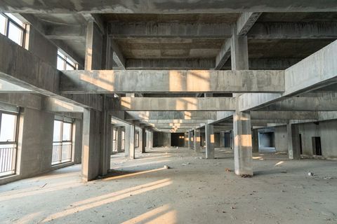 建筑工地受伤误工怎算