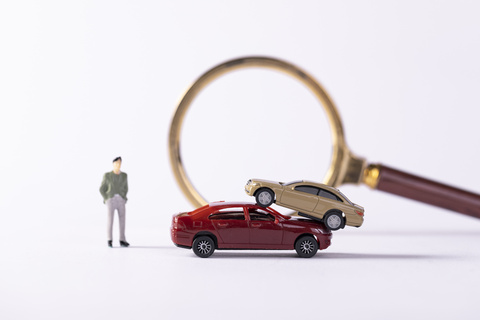 开车撞死自己的亲人保险会赔吗